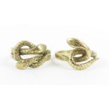 A 9ct gold double snake head ring, finger size N 1
