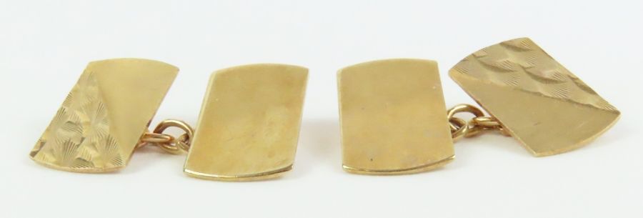 A pair of 9ct gold chain link cufflinks, 5.3g gros - Image 2 of 3