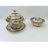 An early 19th Century Coalport tureen, cover and s