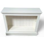 A cream painted open-shelved bookcase, 95cm, 28.5c