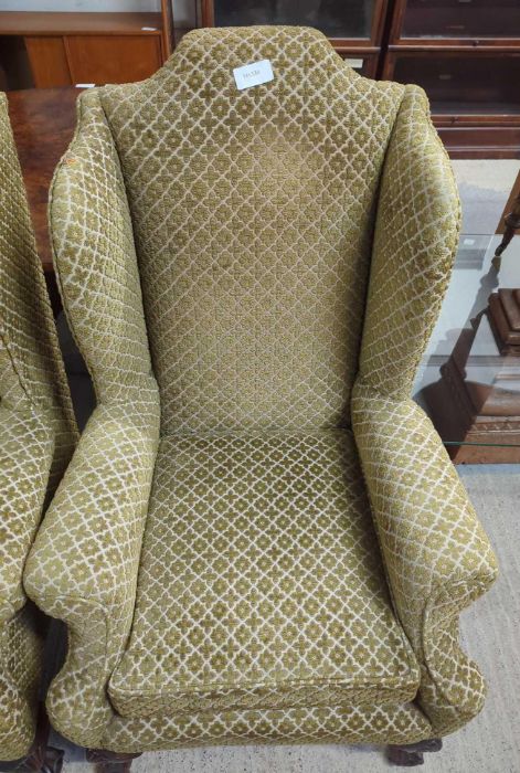 A pair of Georgian style wingback upholstered armc - Image 5 of 5