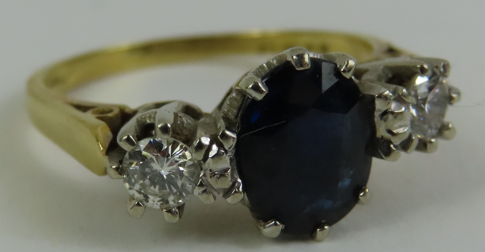 An 18ct gold sapphire and diamond three stone ring - Image 2 of 5