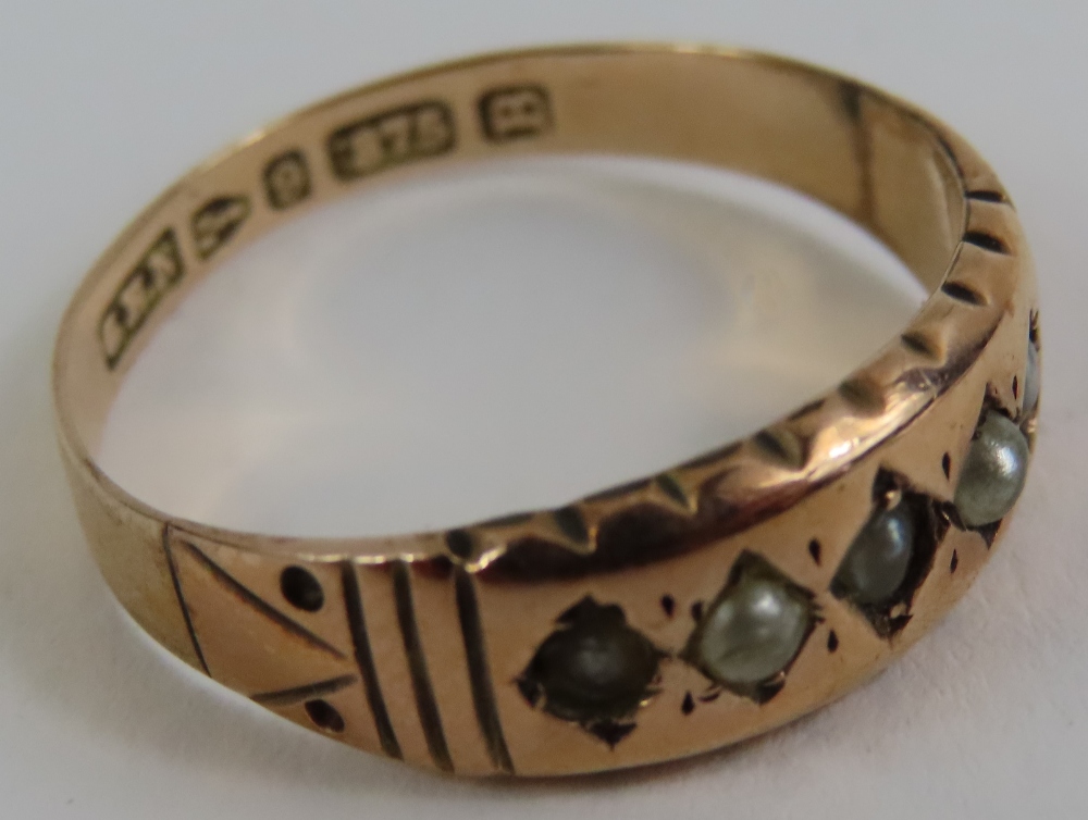 A Victorian 9ct gold five stone split pearl ring, - Image 3 of 4