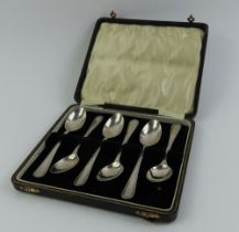 Cased set of silver teaspoons, and further silver