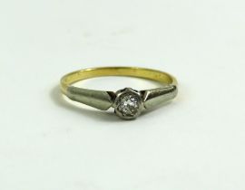 A single stone illusion set diamond ring, finger s