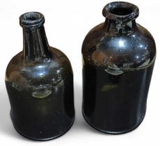 A green glass mallet shaped wine bottle (possibly 19th century)