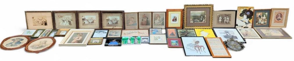 A quantity of assorted early 20th Century photogra