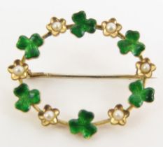 An early 20th century circlet type brooch, decorat