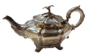 A William IV silver teapot, by John Tapley, London, 1935