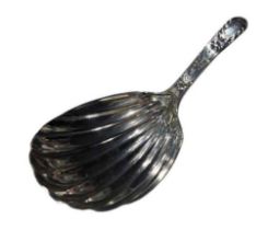 A Georgian silver tea caddy spoon, with shell shap