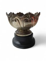 A silver rose bowl, Birmingham, Carrington & Co, t