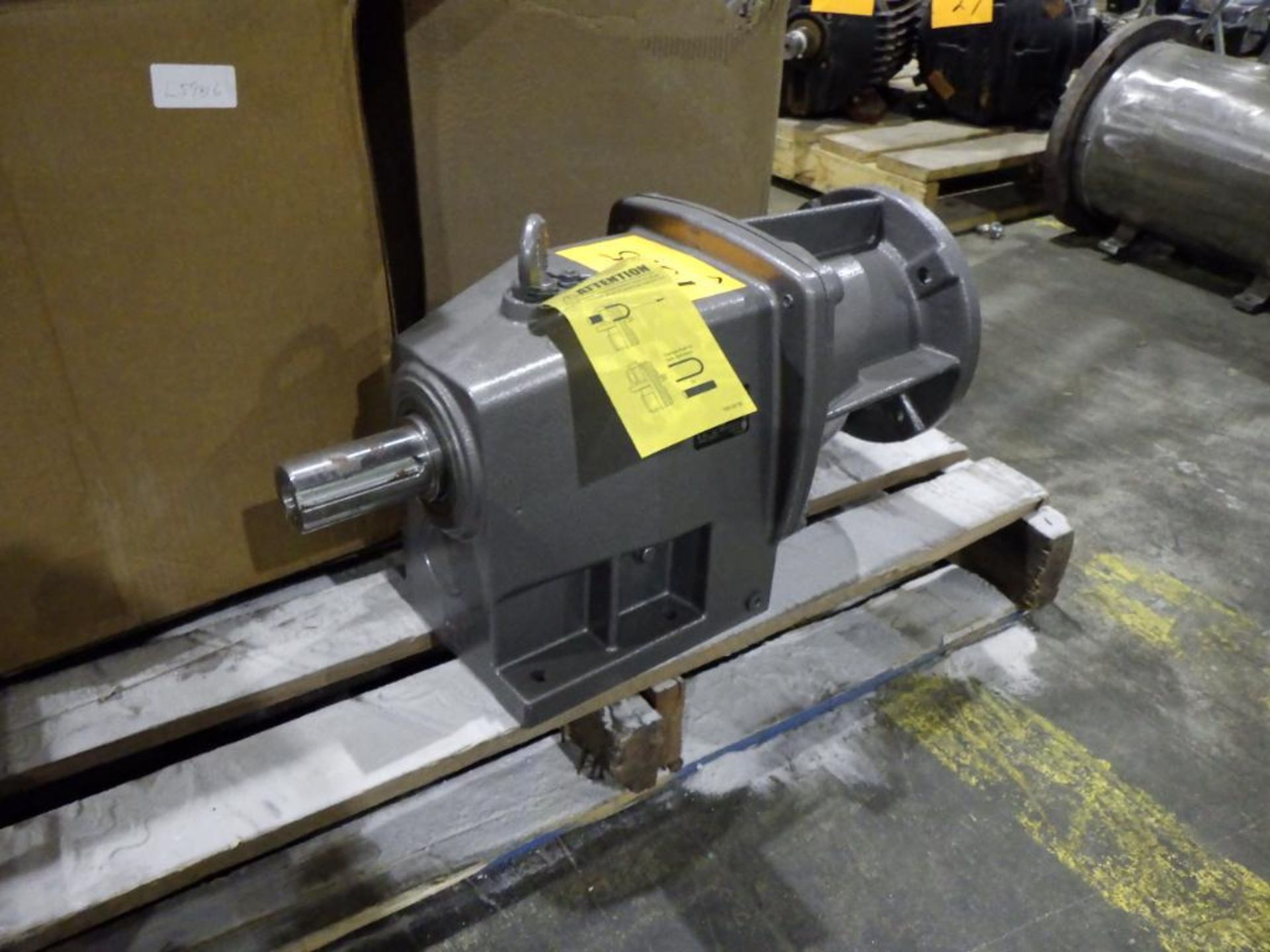 Pallet of New pumps and gear motor - Image 2 of 13