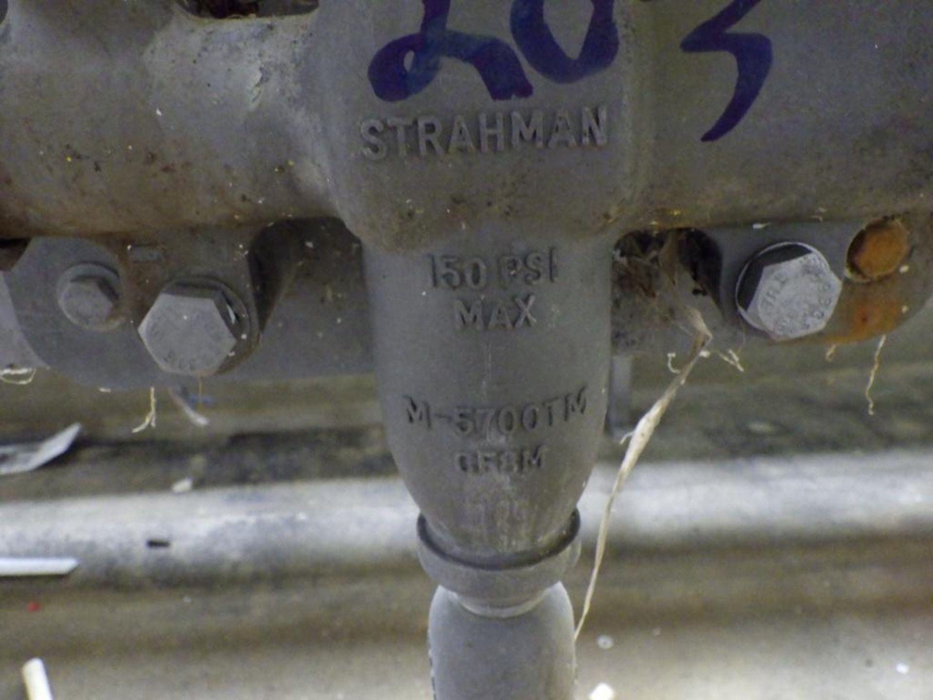 Strahman SS mixing valve and hose - Image 4 of 4