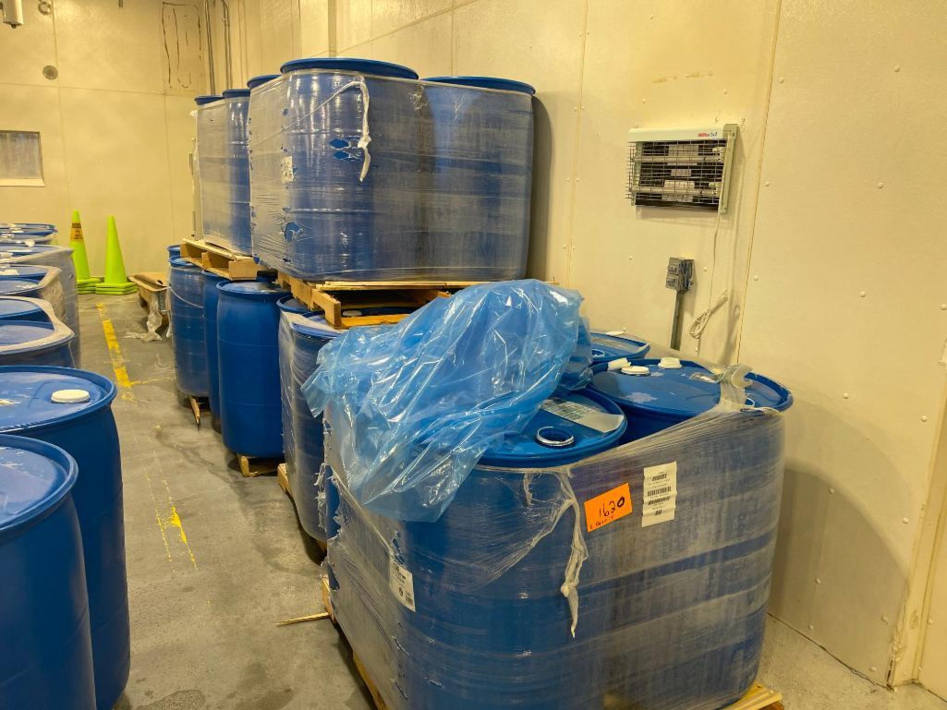 (6) Pallets of empty 55 gallon plastic drums