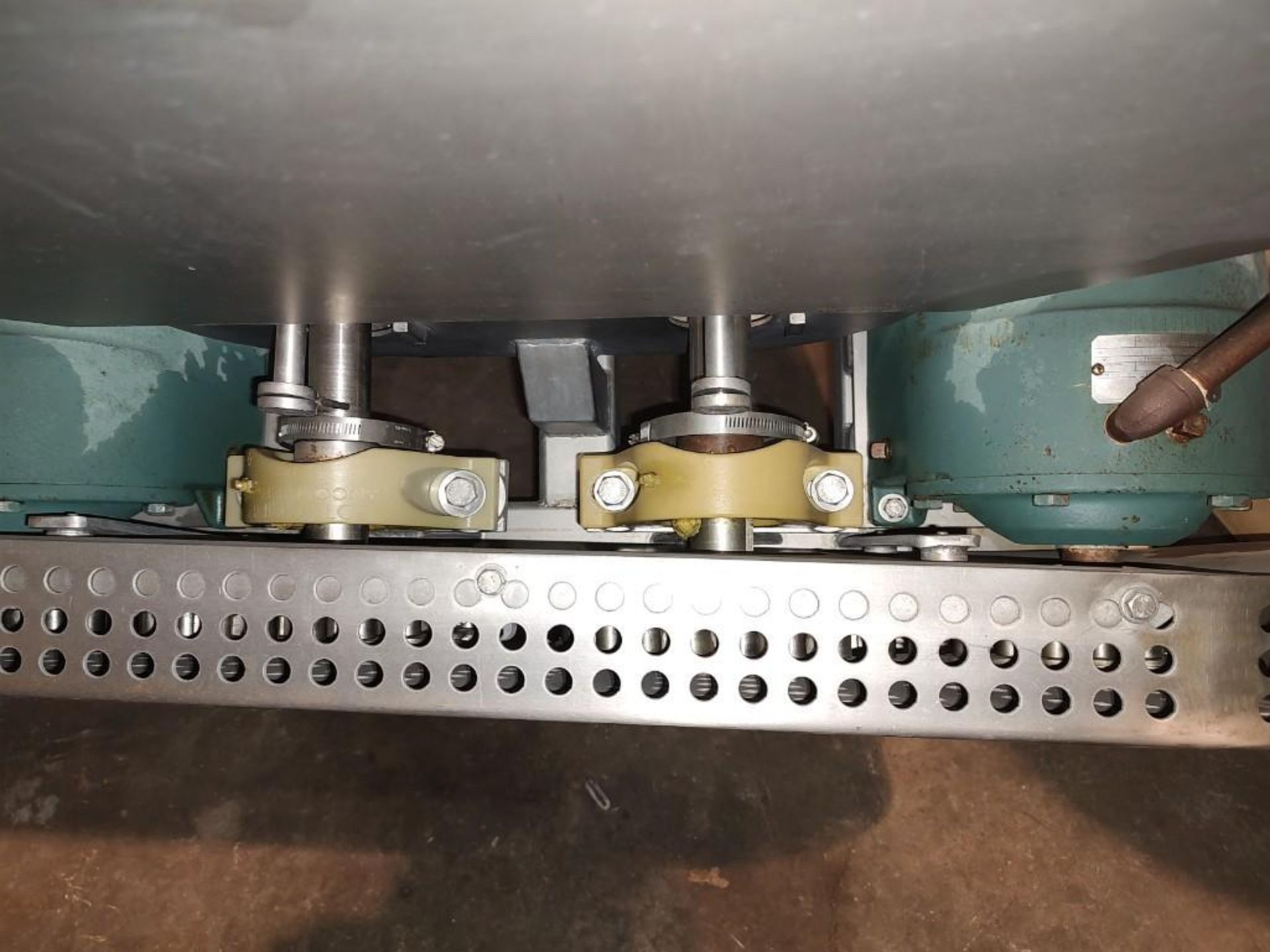 Stainless steel twin screw Conveyor. (2) 6 in. screws 11 ft. long - Image 4 of 16