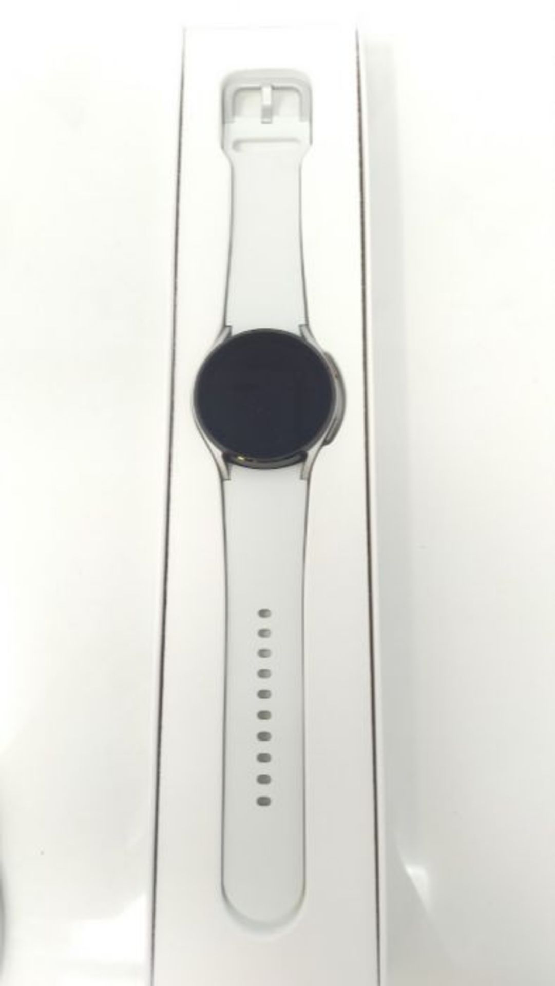 RRP £271.00 Samsung Galaxy Watch 4 40mm SM-R860 Silver White - Image 3 of 3