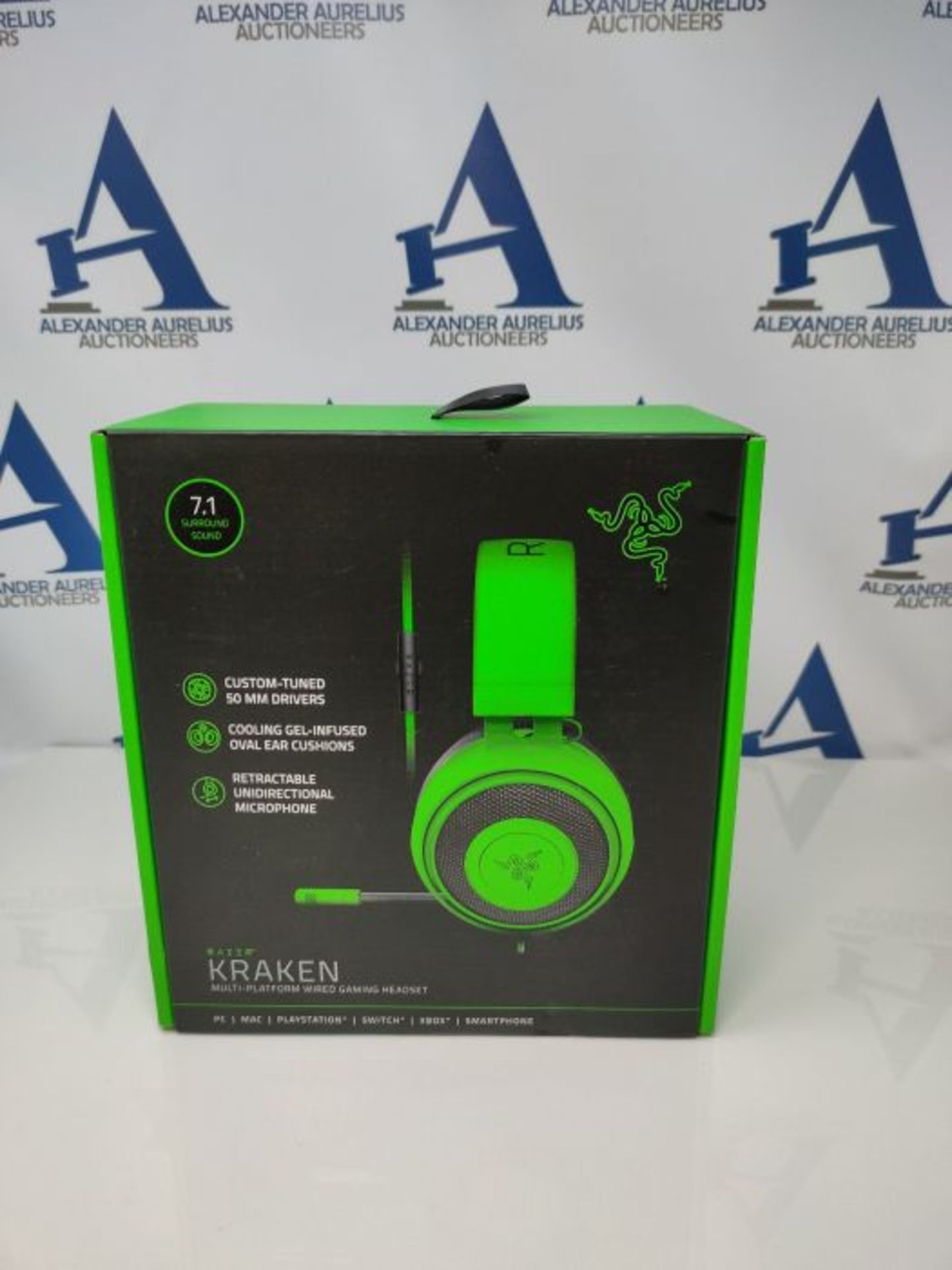 Razer Kraken - Cross-Platform Wired Gaming Headset (Custom Tuned 50mm Drivers, Unidire - Image 2 of 3