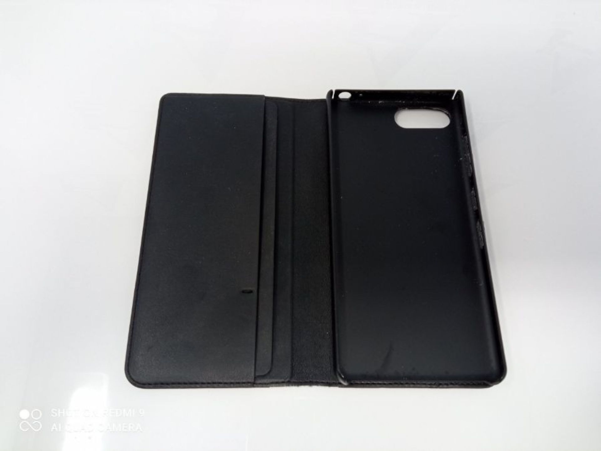 BlackBerry Key2 LE Flip Case Schwarz - Image 3 of 3