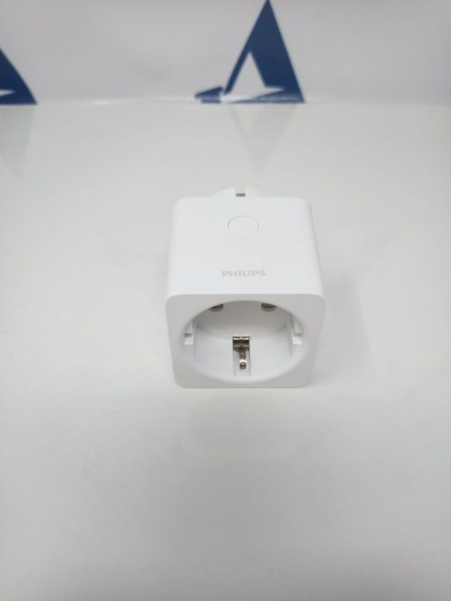 Philips Hue Smart Plug, smarte Steckdose, kompatibel mit Amazon Alexa (Echo, Echo Dot) - Image 2 of 2