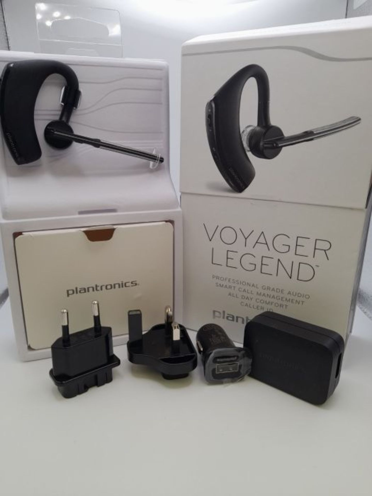 RRP £56.00 Plantronics - Voyager Legend (Poly) - Bluetooth Single-Ear (Monaural) Headset - Connec - Image 2 of 3