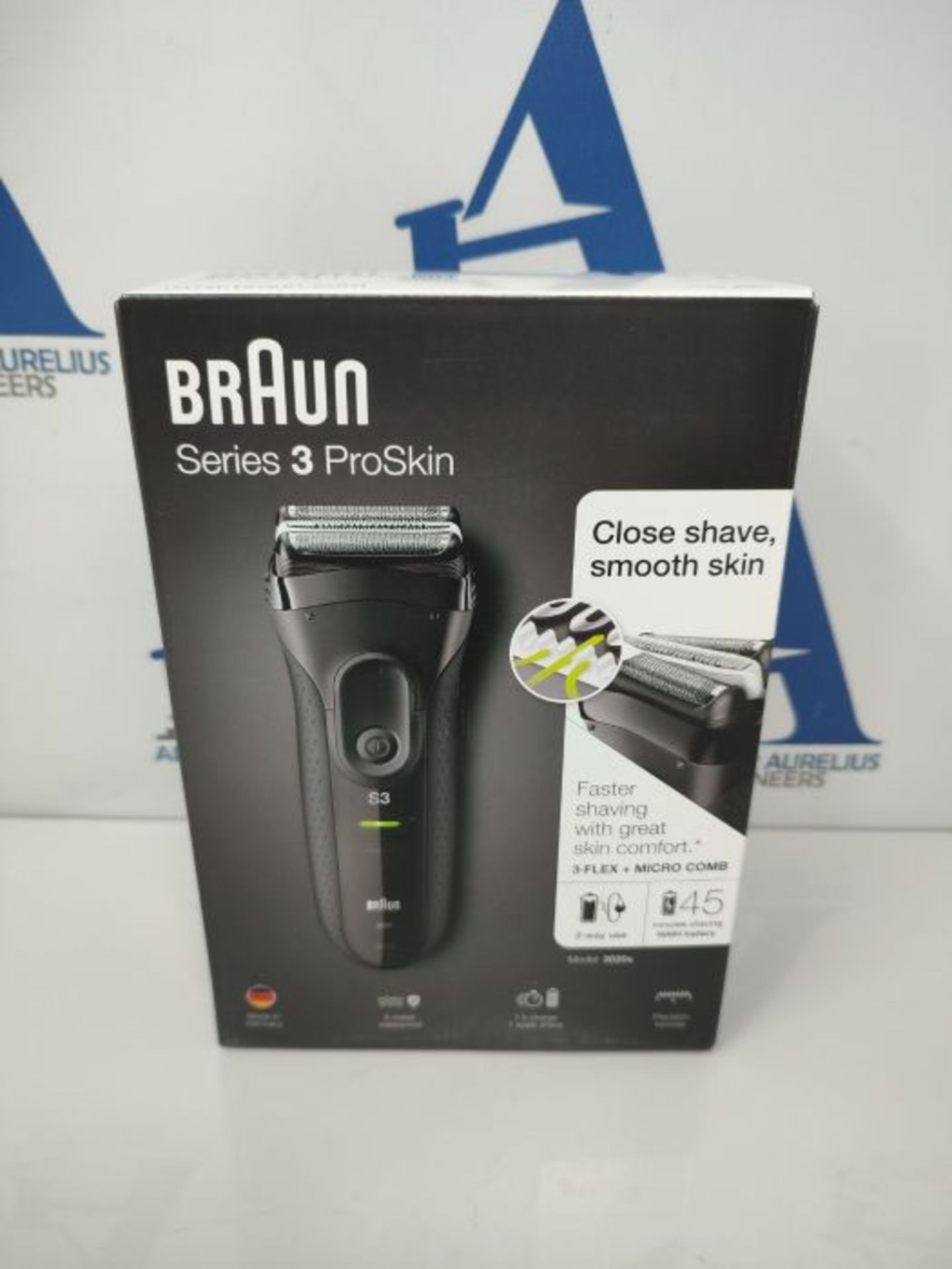 RRP £74.00 Braun Series 3 ProSkin Electric Shaver, Electric Razor for Men With Pop Up Precision T - Image 2 of 3