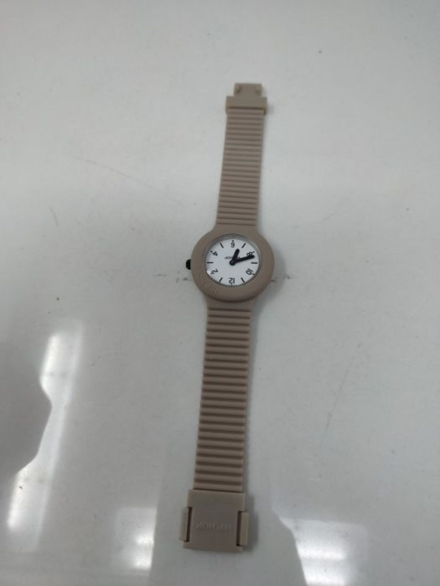 HIP HOP Ladys' Essential Watch Collection Mono-Colour White dial 2 Hands Quartz Moveme - Image 2 of 2