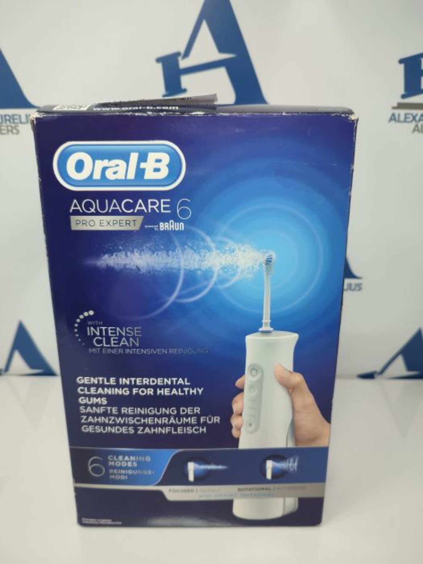 RRP £72.00 Oral-B AquaCare 6 Pro-Expert oral irrigator, 2 replacement nozzles, interdental cleane - Image 2 of 3