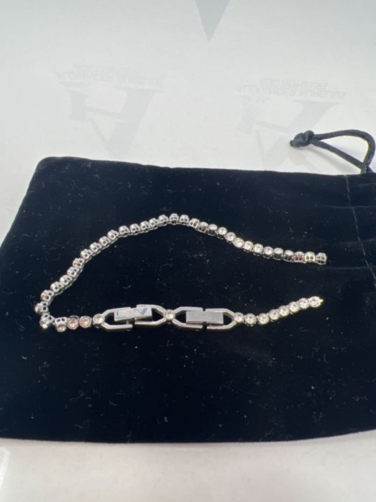 RRP £62.00 [CRACKED] Swarovski Women's Emily Bracelet Brilliant White Crystals with Rhodium Plati - Image 2 of 3