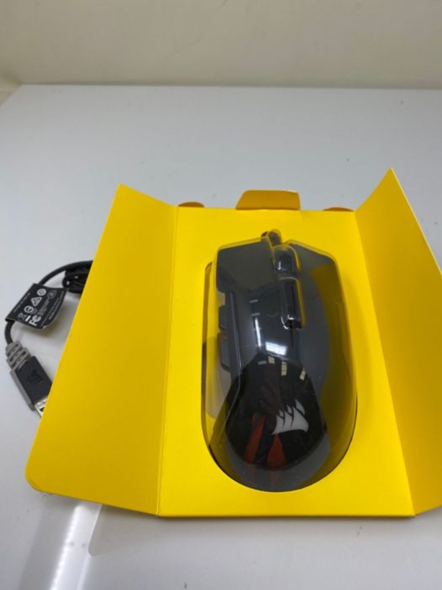 RRP £89.00 Corsair Glaive PRO RGB, Optical Gaming Mouse (18,000 DPI Optical Sensor, Interchangeab - Image 3 of 3