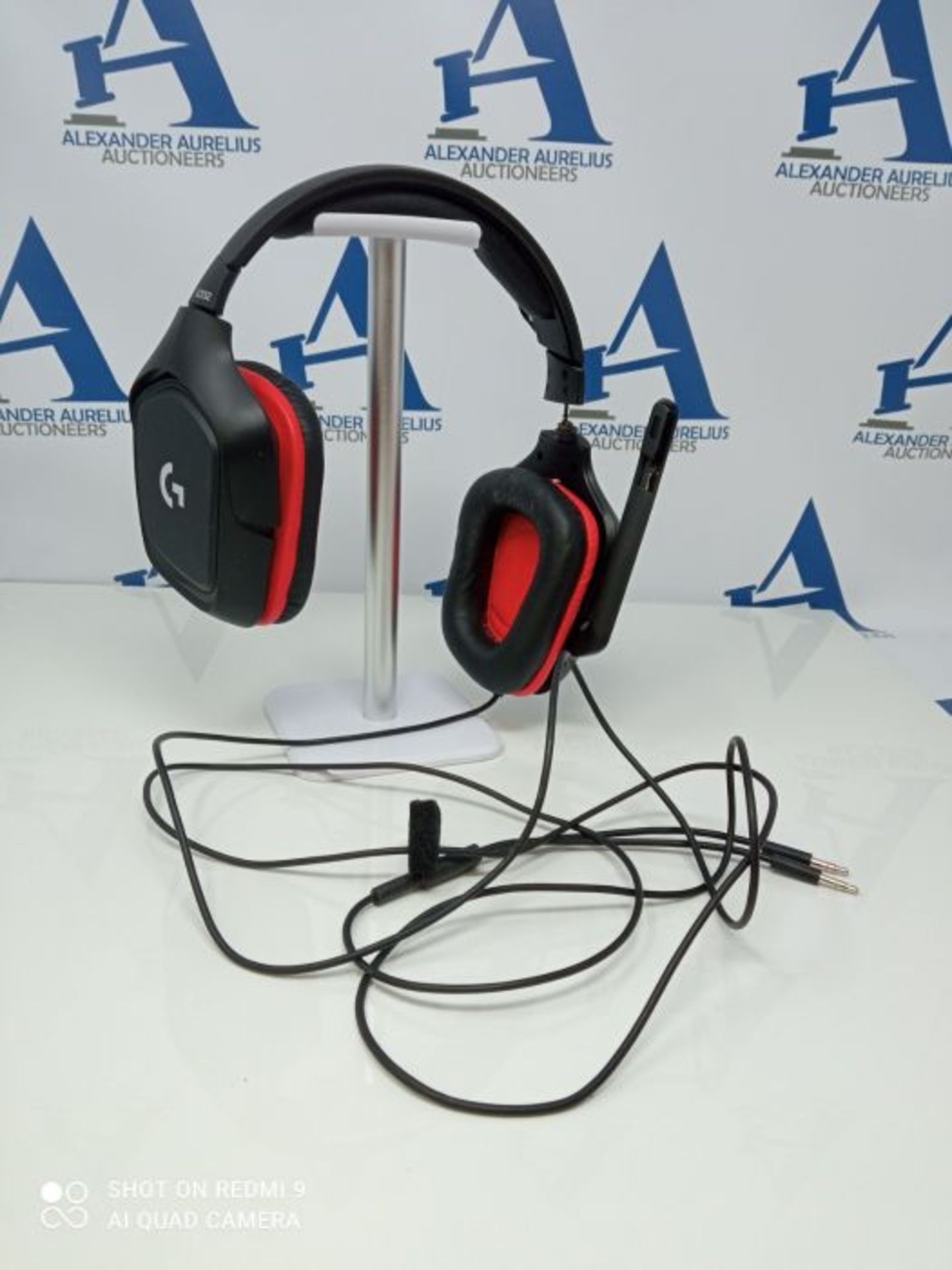 Logitech G332 Wired Gaming Headset, 50 mm Audio Drivers, Rotating Leatherette Ear Cups - Image 2 of 2