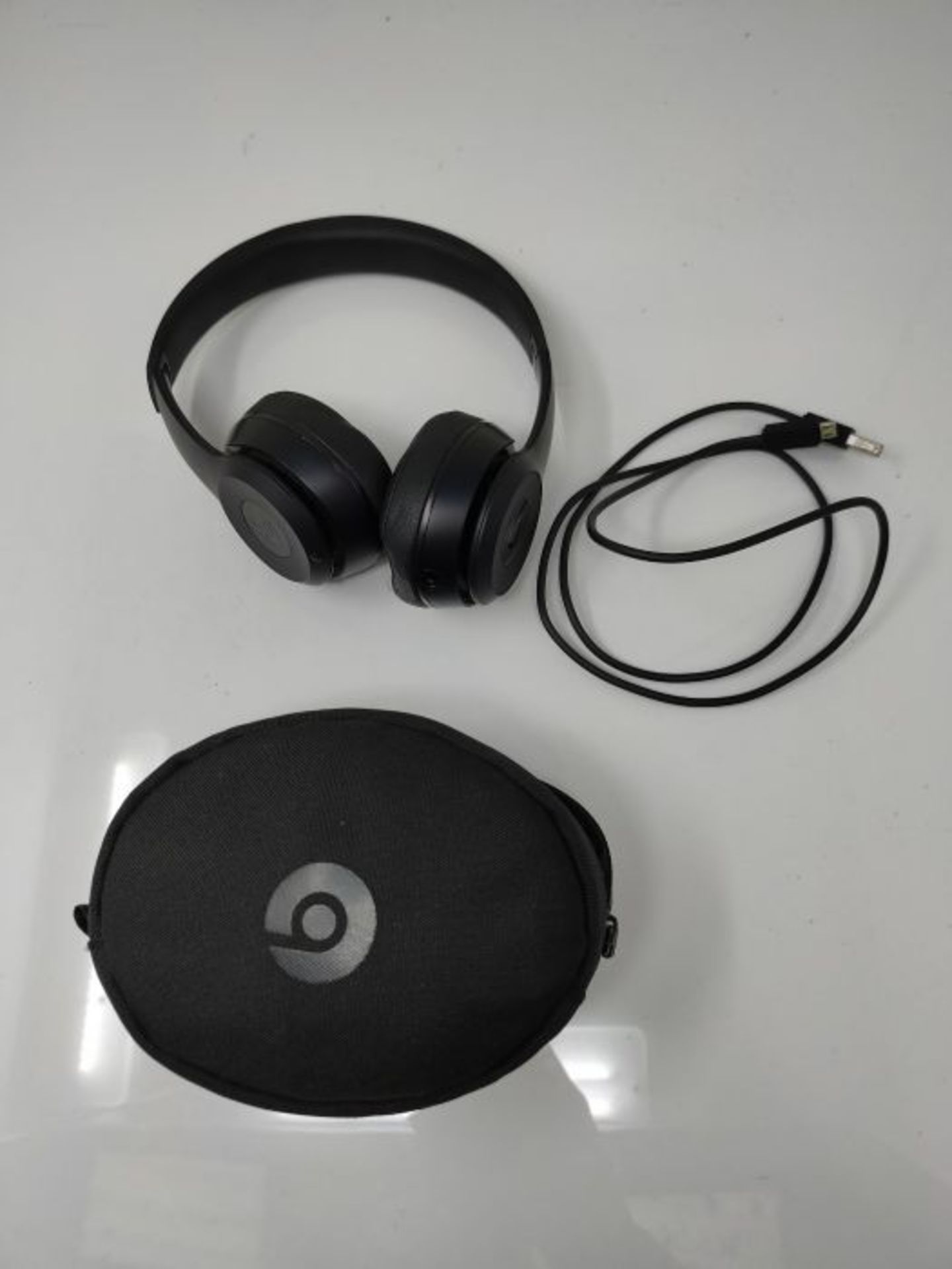 RRP £150.00 Beats Solo3 Wireless Headphones - Apple W1 Headphone Chip, Class 1 Bluetooth,- Black - Image 5 of 6