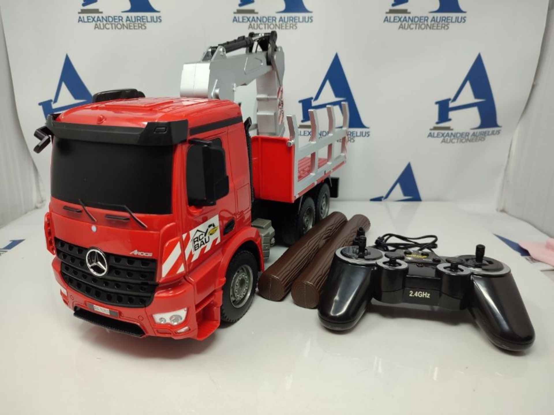 RRP £64.00 Carson Mercedes-Benz Arocs 500907315 1:20 MB Wood Transporter 100% RTR Construction Ve - Image 3 of 3