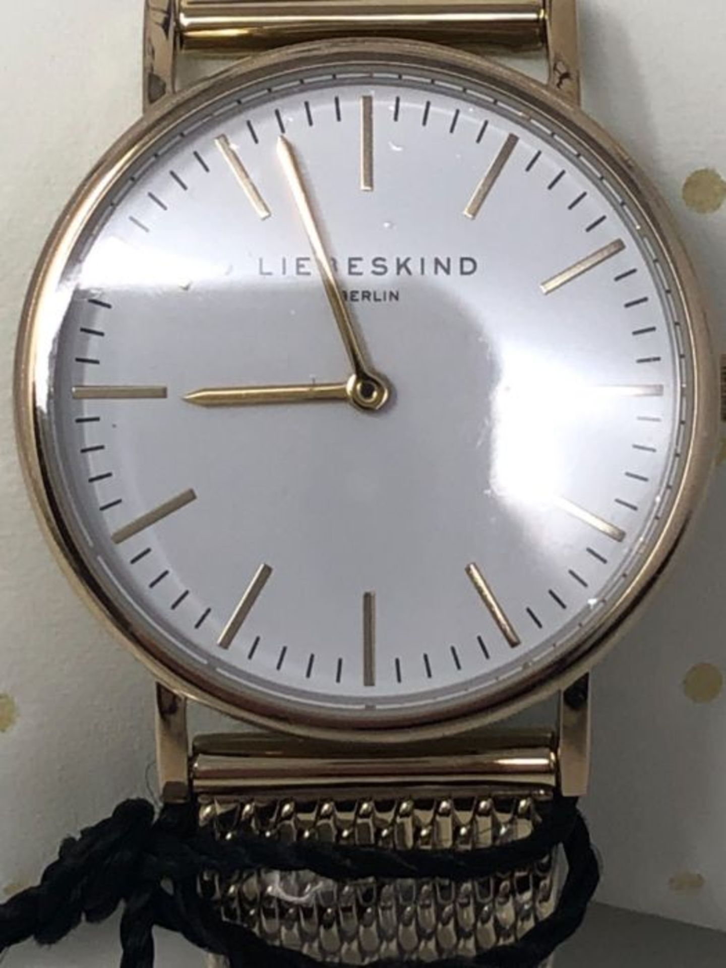 RRP £71.00 Liebeskind Berlin Damen Analog Quarz Uhr mit Edelstahl, IP gold-weiÃx - Image 3 of 3