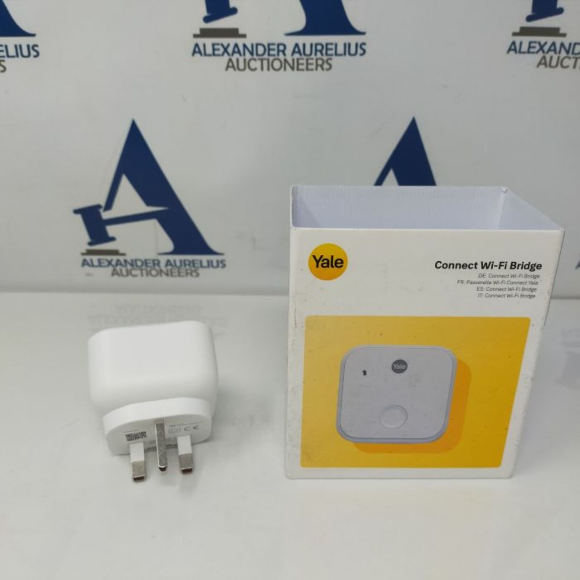 RRP £58.00 Yale 05/401g00/WH - Connect Wi-Fi Bridge - Remote access, Voice Assistant Integration - Image 3 of 3