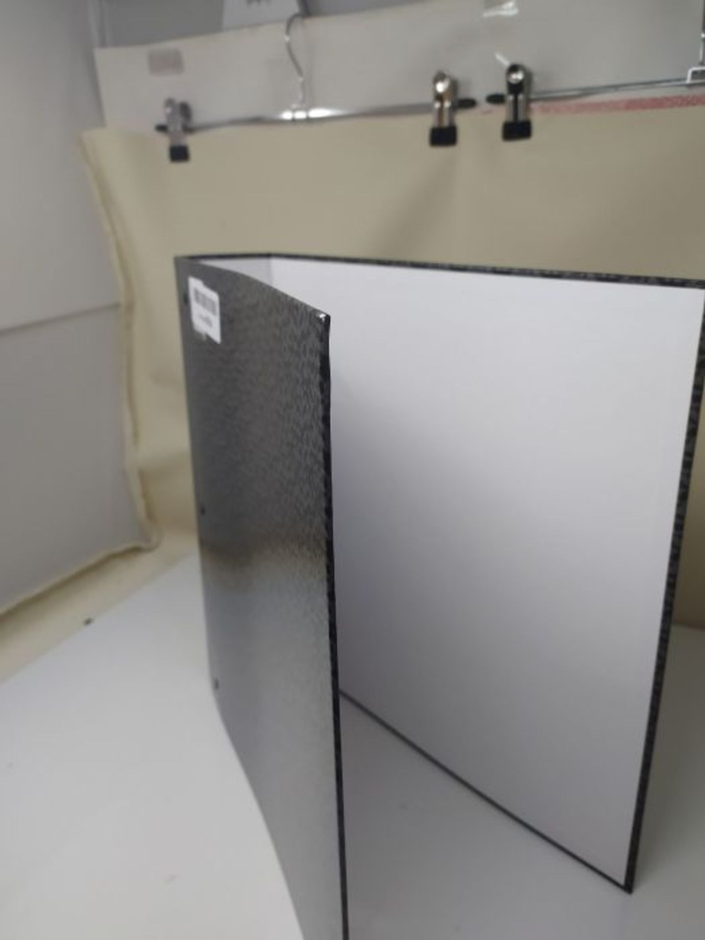 Hama 34 x 31 x 8 cm File for Negatives with slipcase, Black/Grey - Image 2 of 2