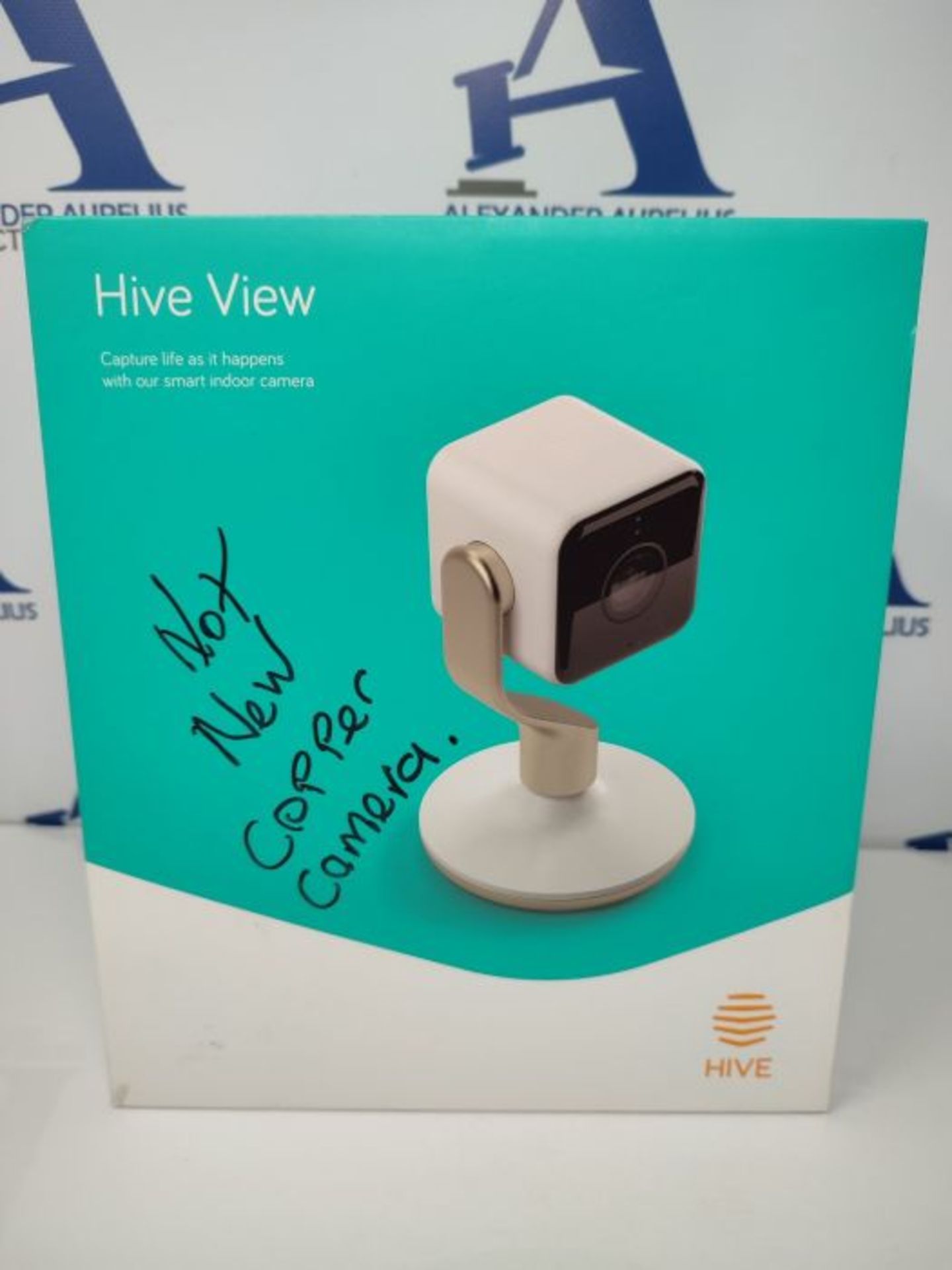 RRP £161.00 Hive UK7001720 View Indoor Security Camera - White & Champagne Gold, 14.5 cm*8.8 cm*8. - Image 2 of 3