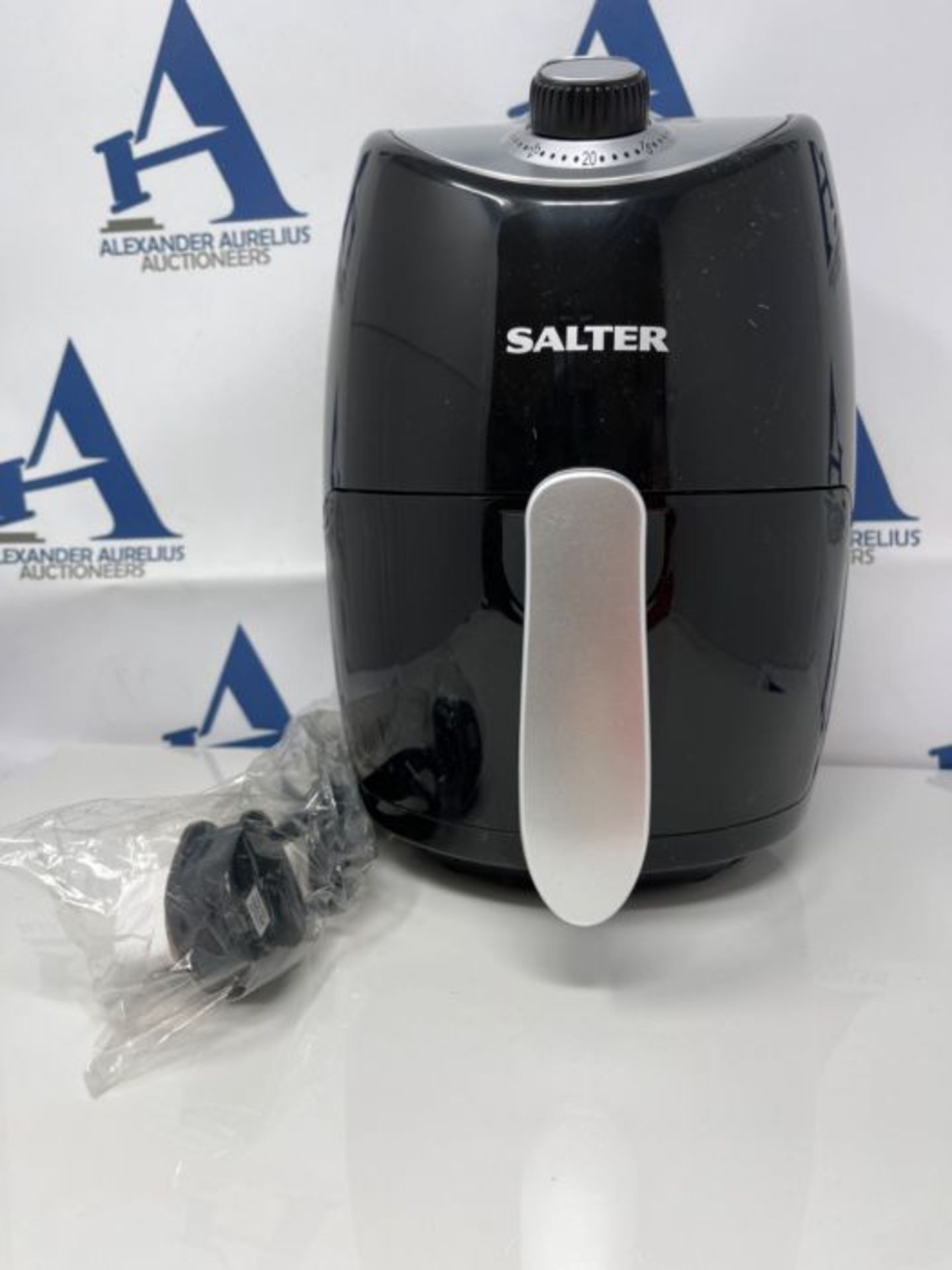 Salter EK2817 Compact 2L Hot Air Fryer, 1000W Fryer, Removable Frying Rack & 30 Minute - Image 2 of 3