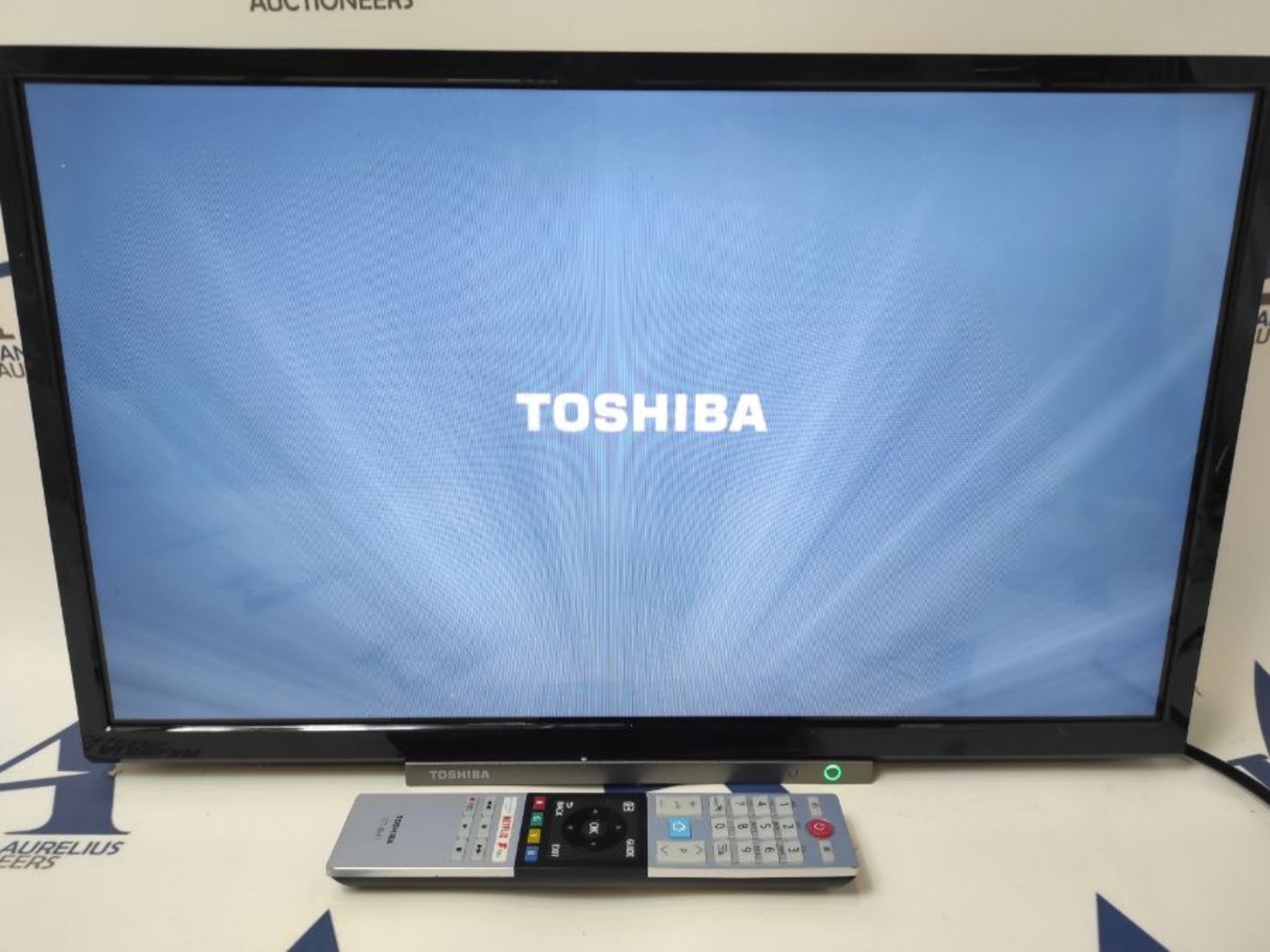 RRP £199.00 Toshiba 24WD3C63DB 24-inch, HD Ready, Freeview Play, Smart TV, DVD Built-In (2021 Mode - Image 3 of 3