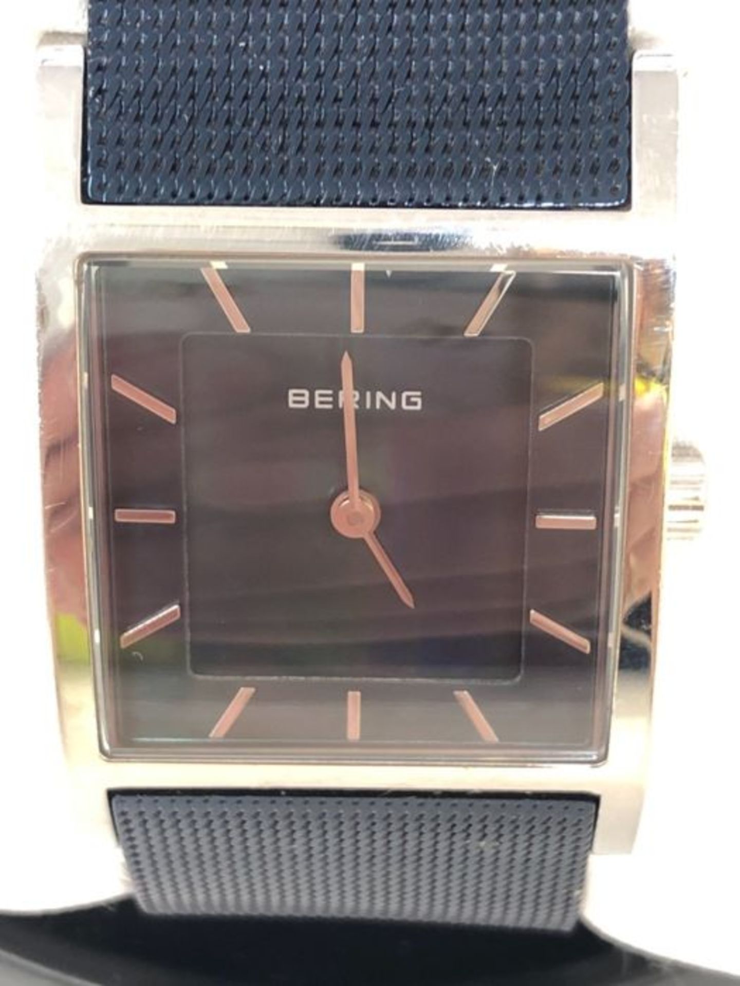 RRP £125.00 BERING Damen Analog Quarz Classic Collection Armbanduhr mit Edelstahl Armband und Saph - Image 3 of 3