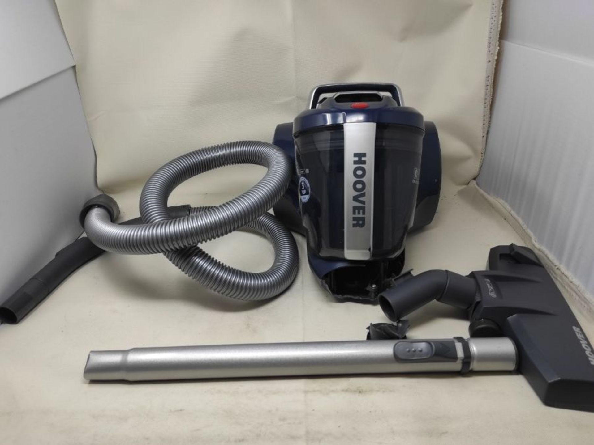 RRP £59.00 [CRACKED] Hoover br71-br20 Vacuum Cleaner to Tow Without Bag Breeze, 700 Watt, 2 li - Image 3 of 3