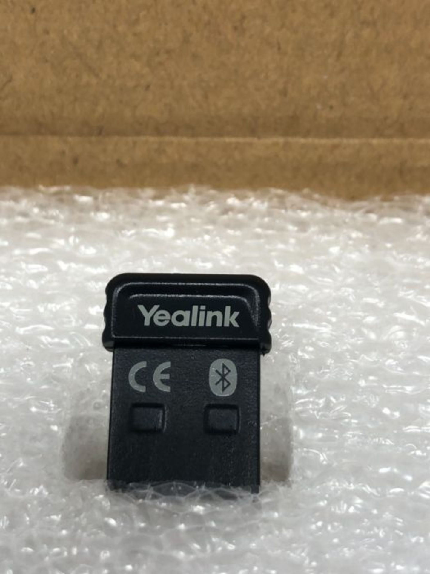 Yealink Bluetooth USB Dongle BT41 - Image 3 of 3