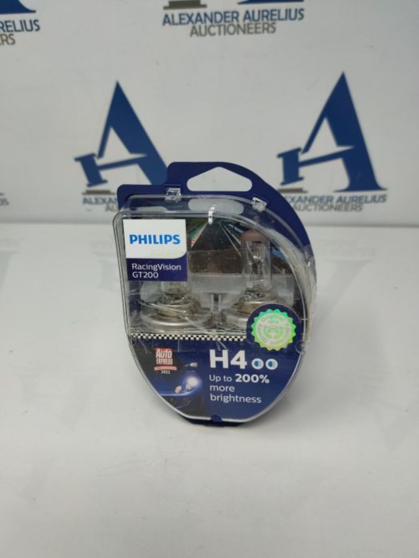 Philips 575528 RacingVision GT200 H4 car headlight bulb +200%, set of 2 - Image 2 of 3