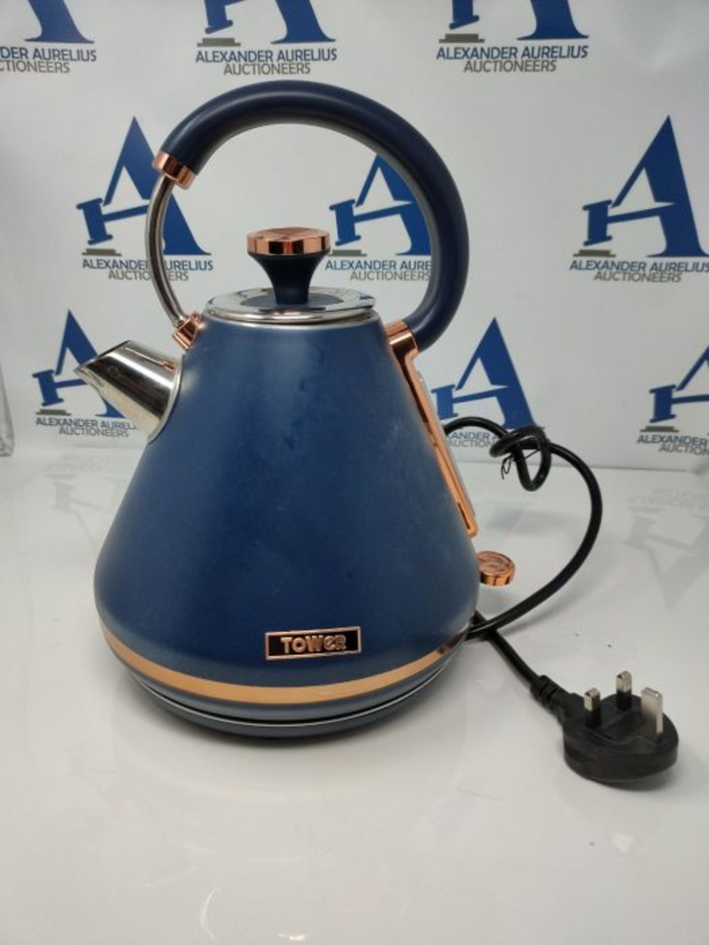 Tower T10044MNB Cavaletto Pyramid Kettle with Fast Boil, Detachable Filter, 1.7 Litre, - Image 2 of 2