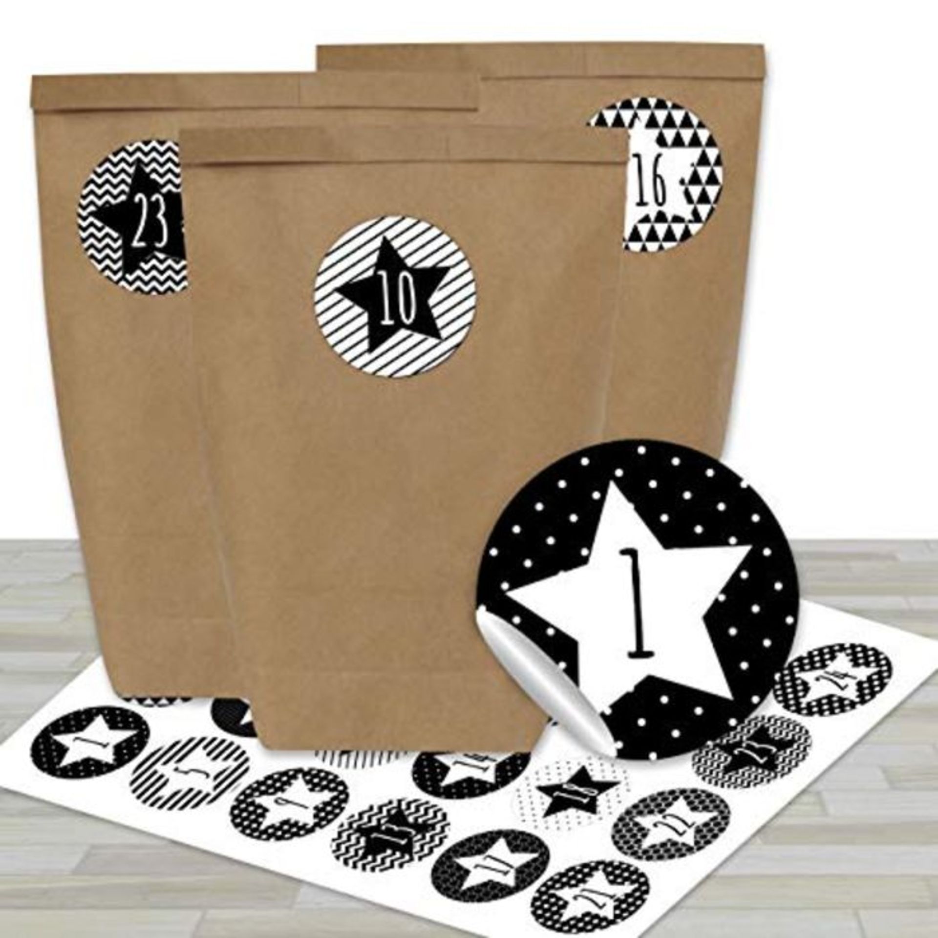 Papierdrachen Advent calendar 24 paper bags with stickers - black and white geometric