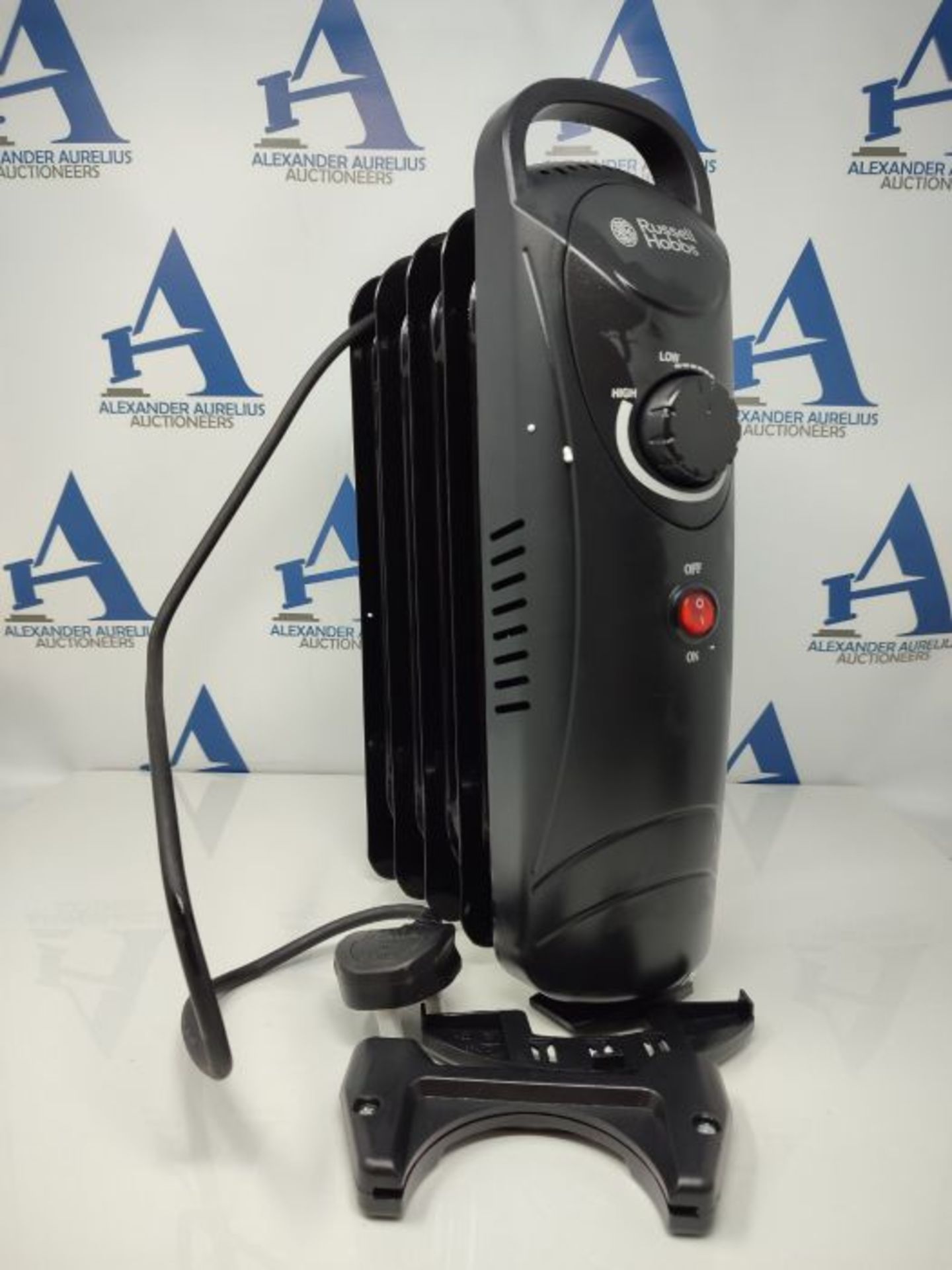 Russell Hobbs 650W Oil Filled Radiator, 5 Fin Portable Electric Heater - Black, Adjust - Image 3 of 3