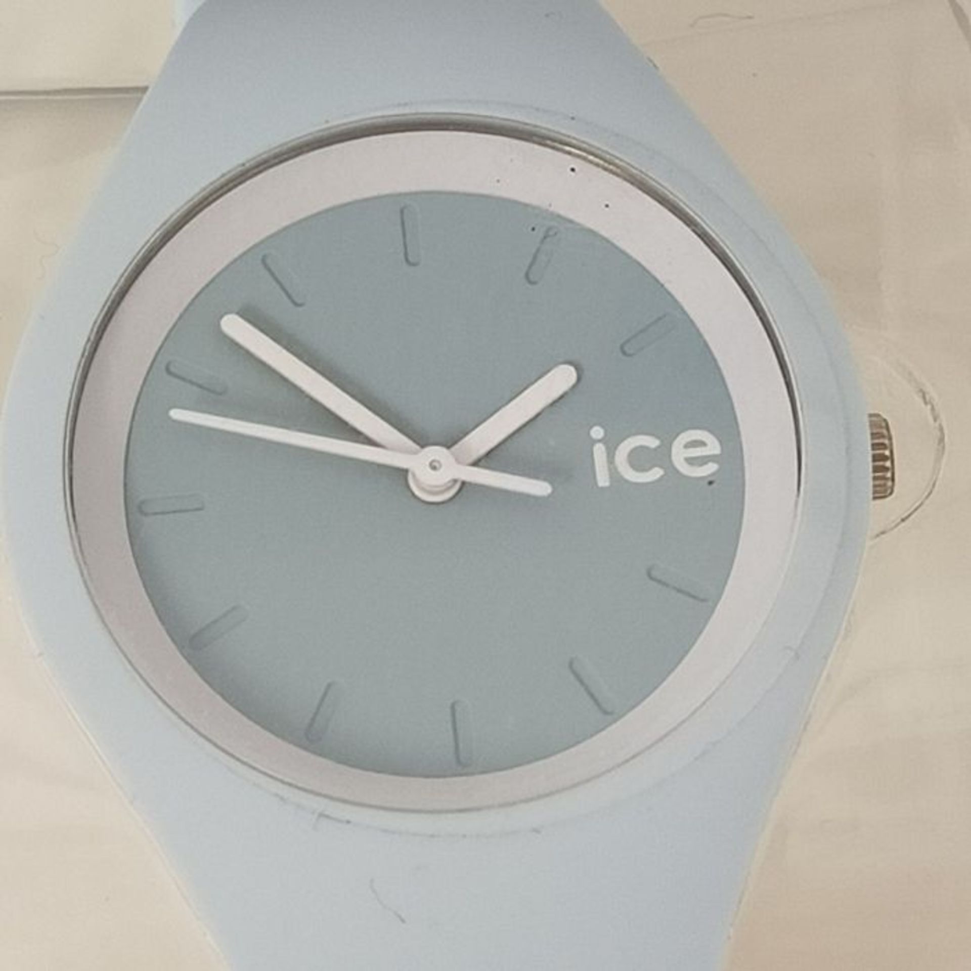 RRP £55.00 Ice-Watch - ICE Duo White sage - Women's Wristwatch with Silicon Strap - 001489 (Small - Image 2 of 3