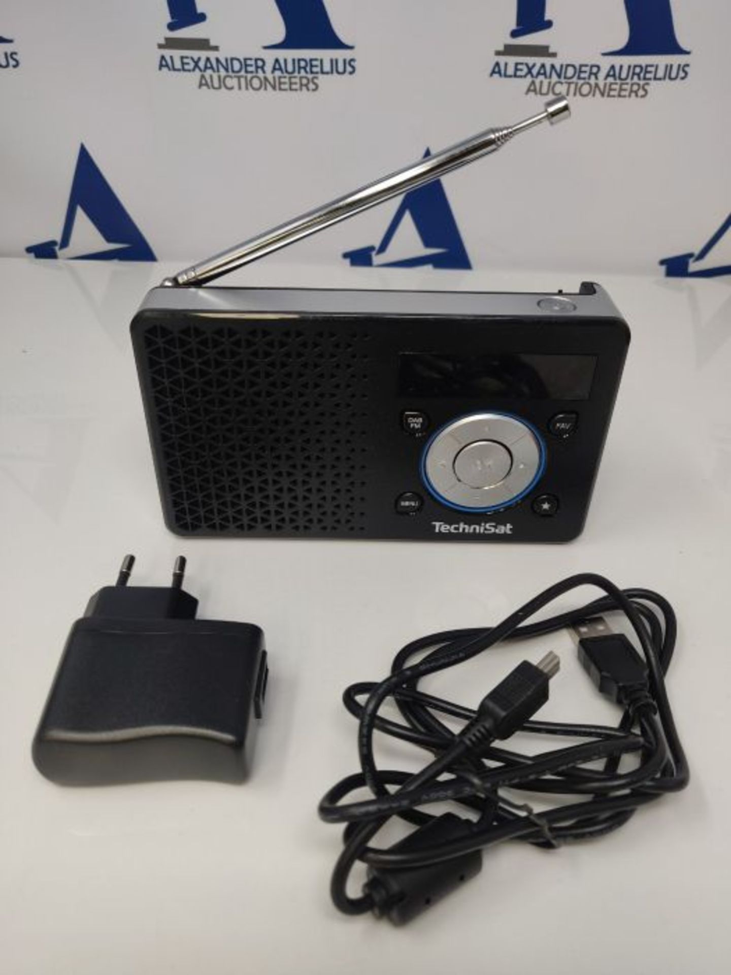 RRP £56.00 TechniSat DIGITRADIO 1 â¬  tragbares DAB+ Radio mit Akku (DAB, UKW, Lautsprecher, - Image 3 of 3