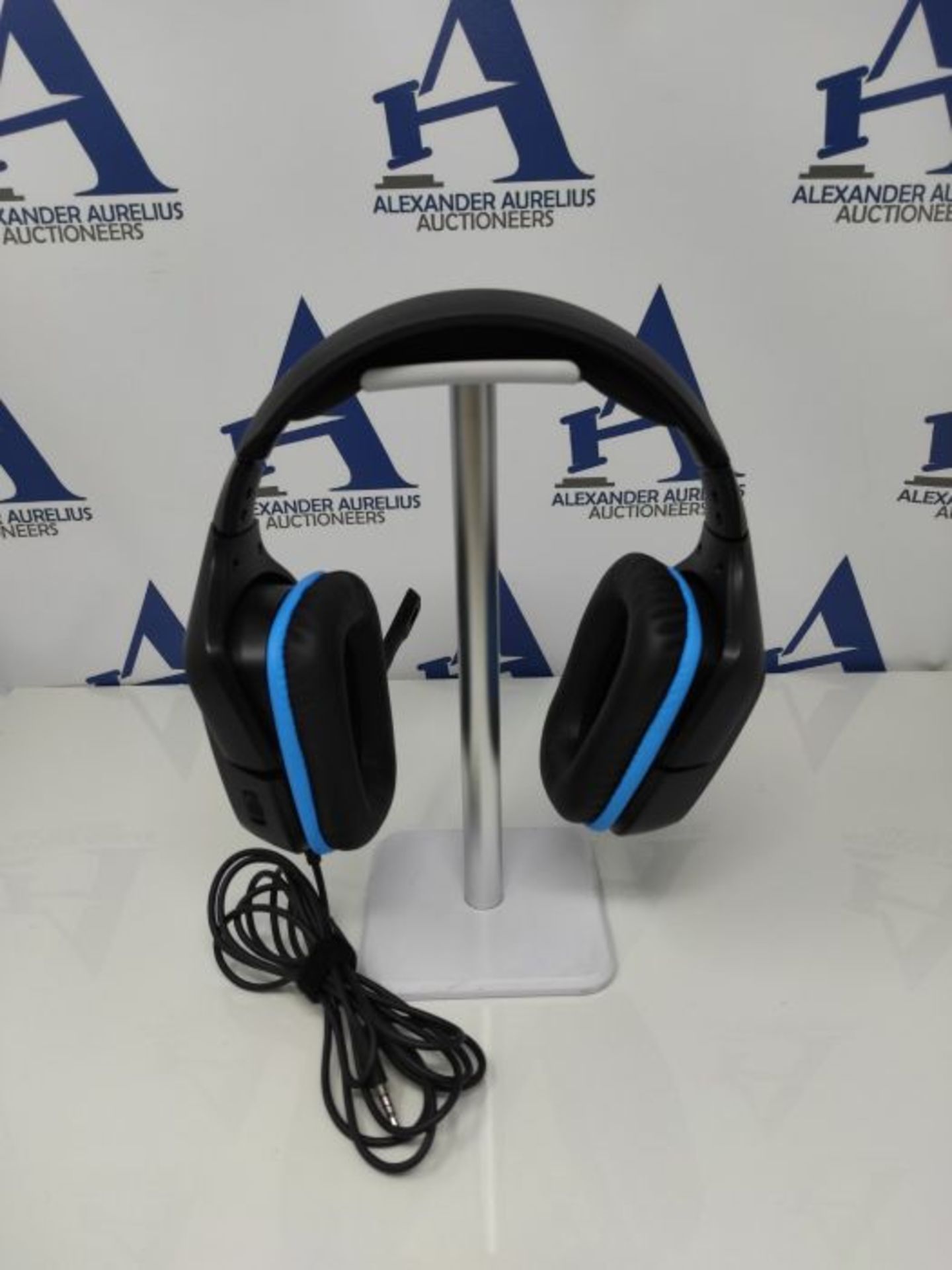 Logitech G432 Wired Gaming Headset, 7.1 Surround Sound, DTS Headphone:X 2.0, 50 mm Aud - Image 2 of 2