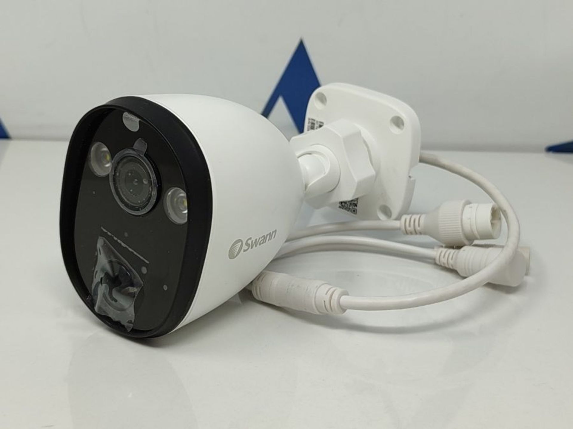 RRP £54.00 Swann 1080p Spotlight Outdoor WiFi Security Camera - Image 3 of 3