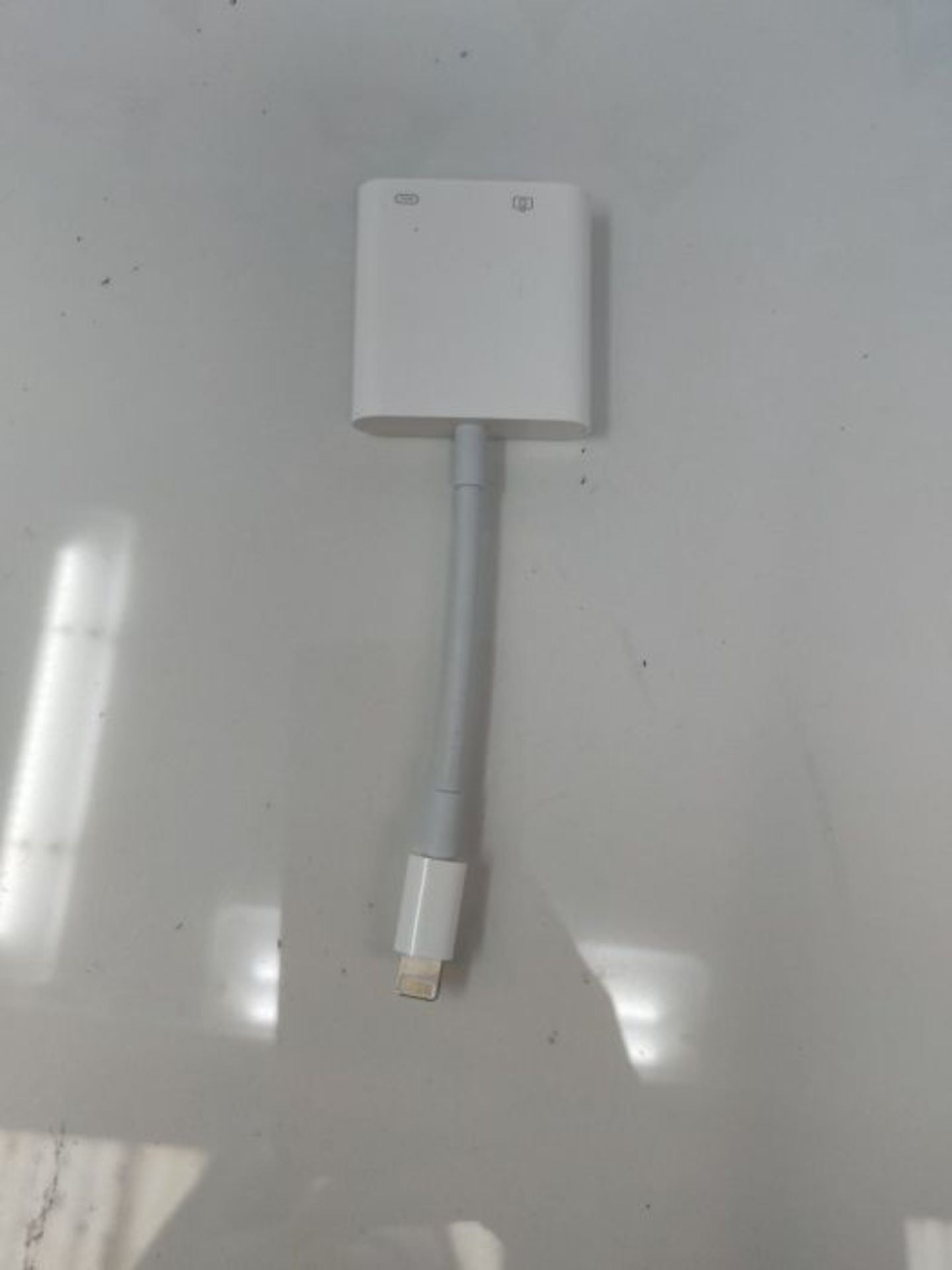 Apple Lightning to USB 3 Camera Adapter - Image 2 of 2